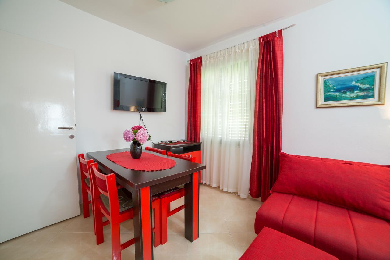 Sofija Apartments Sveti Stefan Εξωτερικό φωτογραφία